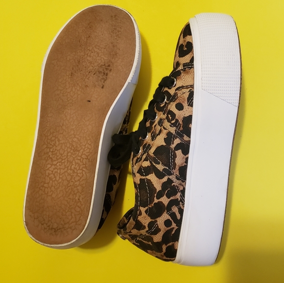 Steve madden Emmi Leopard Print Platform S… - Picture 6 of 8